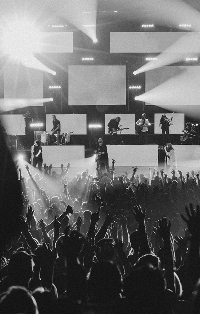 Bethel Music Team Hero Mobile